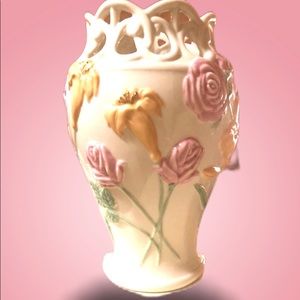 Lenox Vase Spring Theme